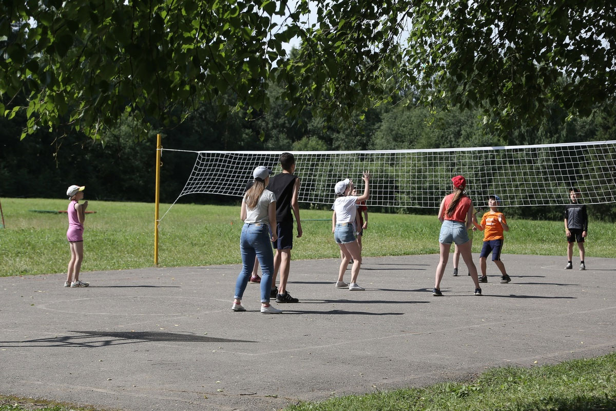 750 детей из Алчевска ЛНР приедут отдыхать летом на Вологодчину  .