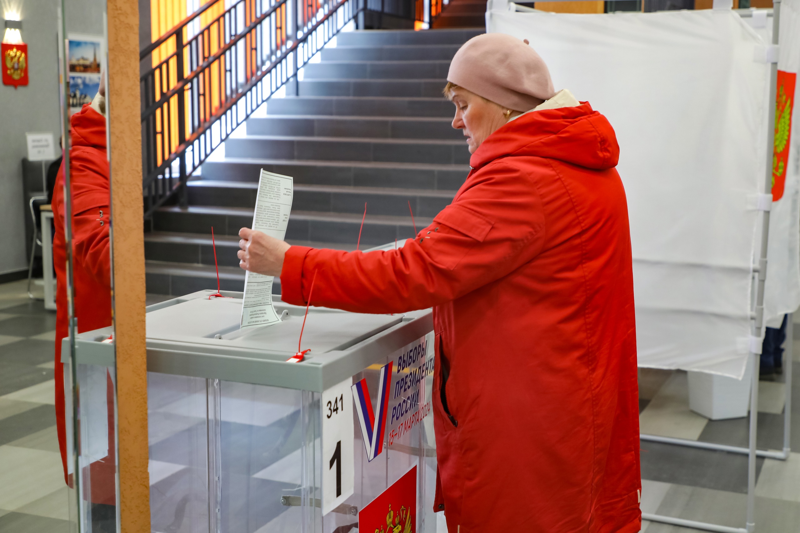 По предварительным данным, Вологодская область поставила исторический рекорд по явке на выборах .