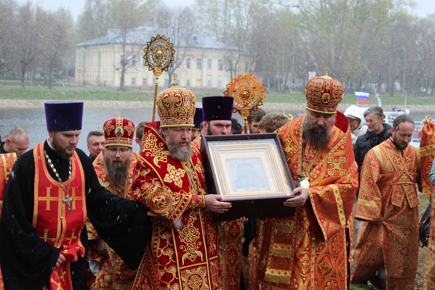 Сегодня в Вологду прибывает икона Казанской Божией Матери.