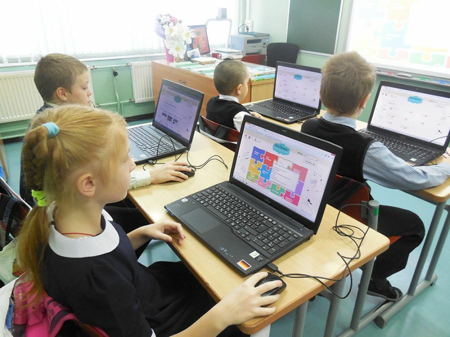 В школах Вологодской области пройдут классные часы по кибербезопасности.