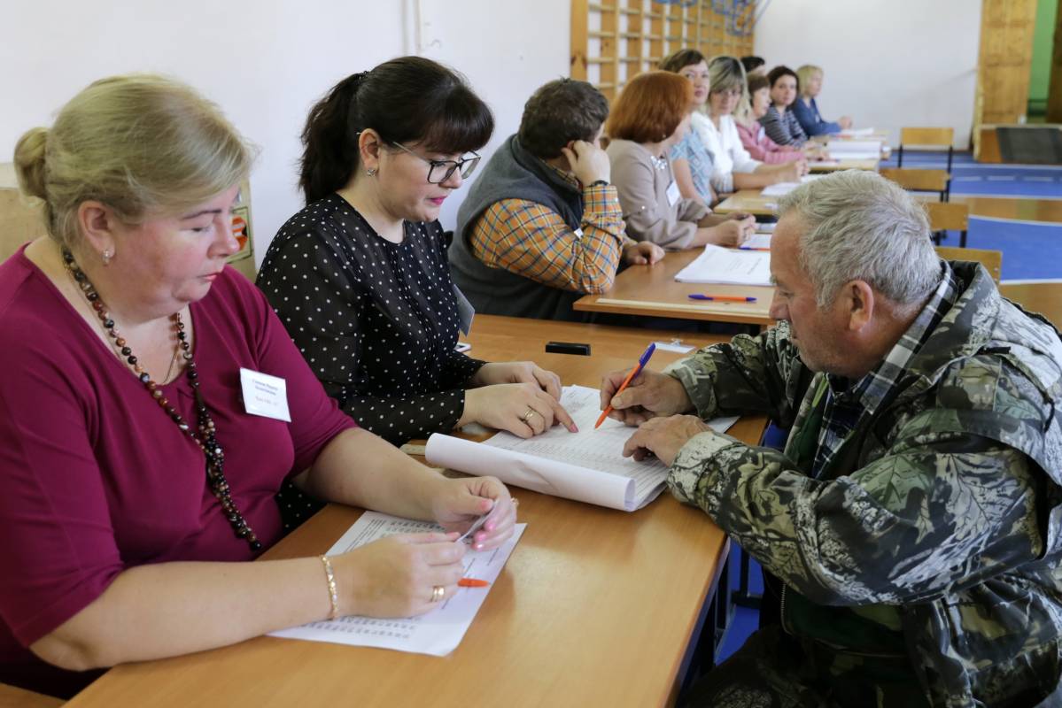Сегодня начинают работать участковые избирательные комиссии на выборах Президента России 15-17 марта 2024 года.